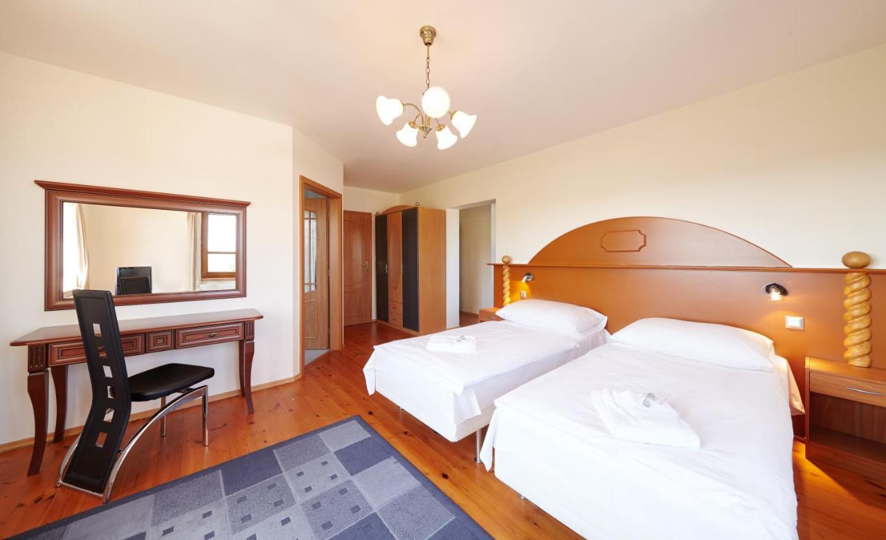 Hotel Stamberk Naceradec エクステリア 写真