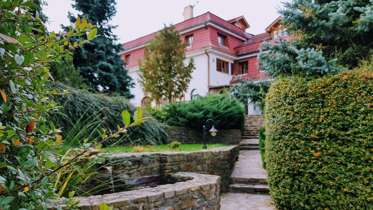 Hotel Stamberk Naceradec エクステリア 写真